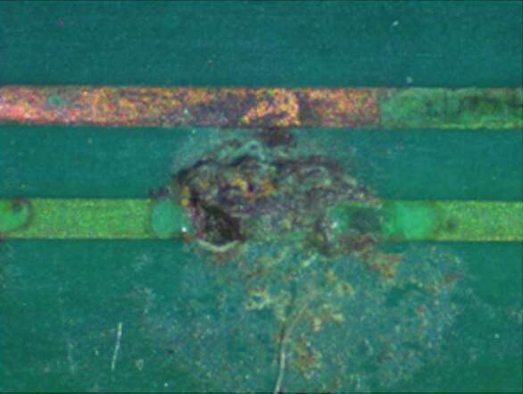 分析PCB上銹跡斑斑的原因