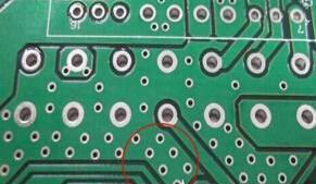 pcb過孔的作用 pcb過孔的作用