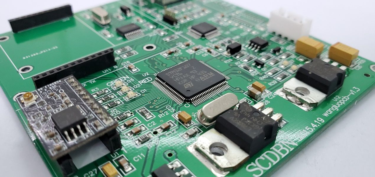 單片機(jī)開(kāi)發(fā)電路板,硬件開(kāi)電路板,電路開(kāi)發(fā)電路板