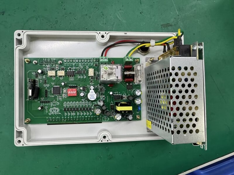 電機(jī)控制箱